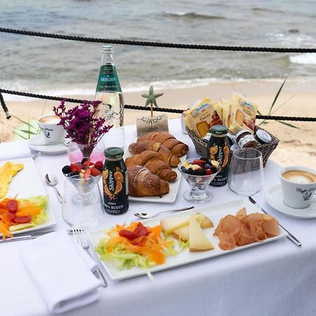 La Locanda Del Mare 瓦雷多利亚 外观 照片